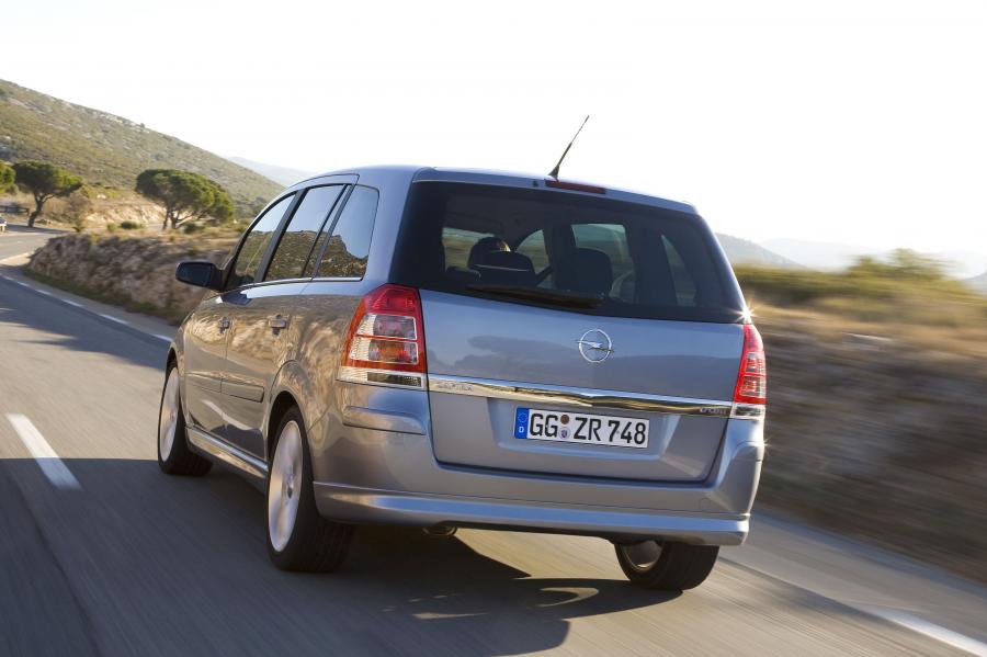  Opel Zafira 2008 года  (фото 49 из 72)